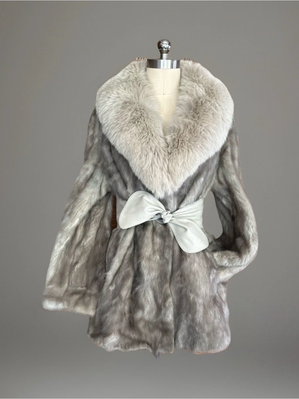 GORGEOUS SAPPHIRE MINK & PLUSH FOX FUR COAT NOT LYNX CHINCHILLA COYOTE SZ L
